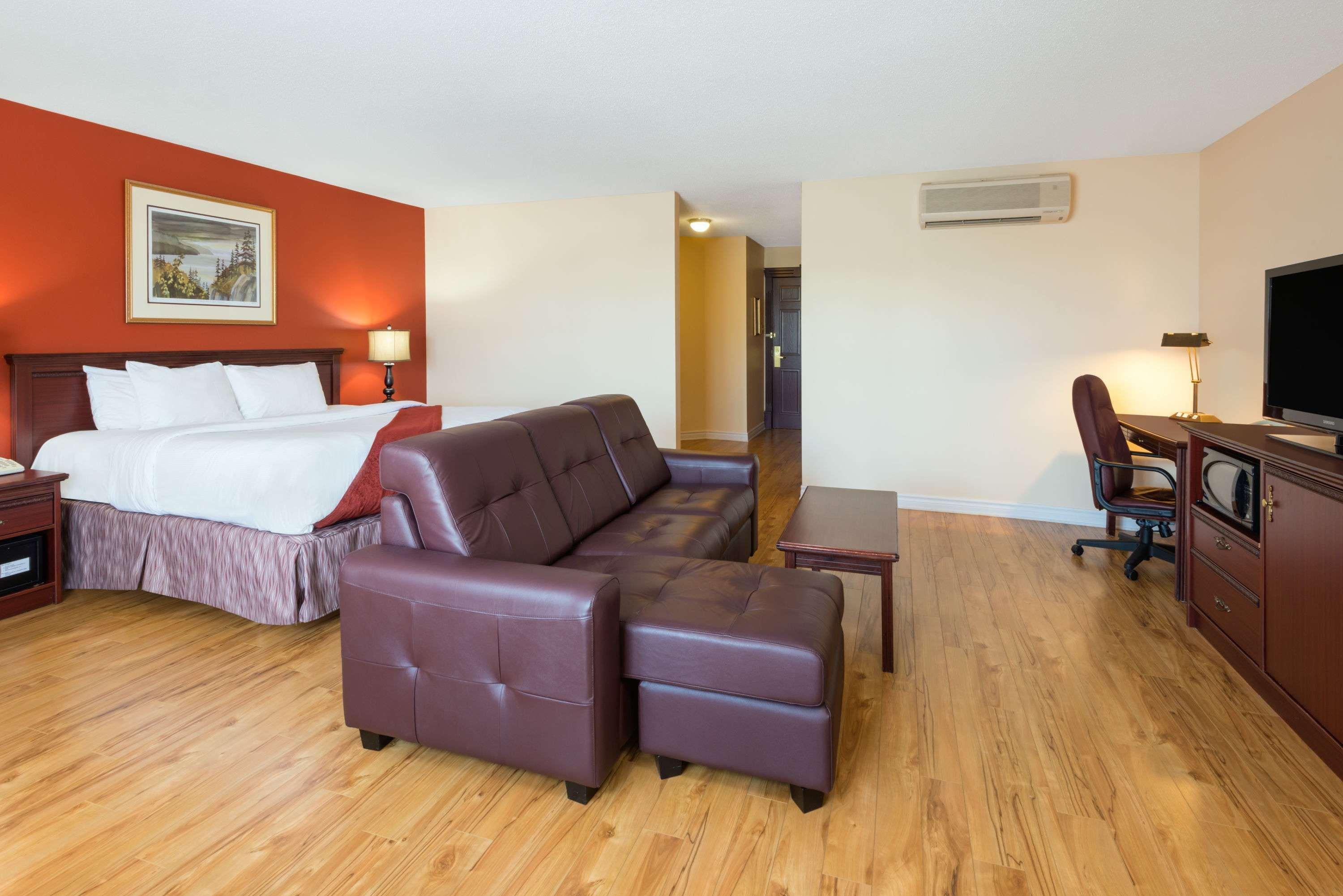 Ramada Plaza By Wyndham Gatineau/Manoir Du Casino Hotell Eksteriør bilde